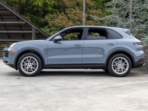 Arctic Grey 2026 Porsche Cayenne Cayenne