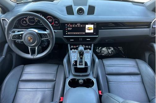 2022 Porsche Cayenne E-Hybrid S