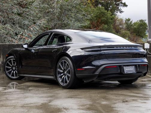 2021 Porsche Taycan Base (A2)