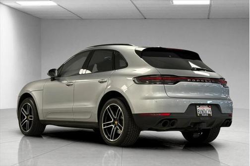 2021 Porsche Macan Base