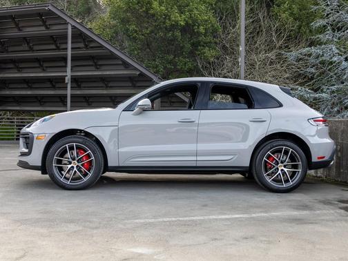 2026 Porsche Macan S