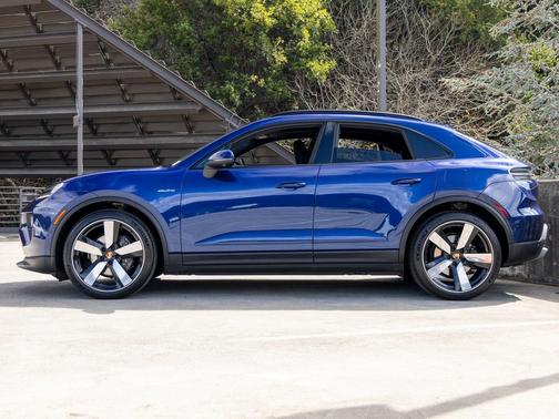 2024 Porsche Macan 4
