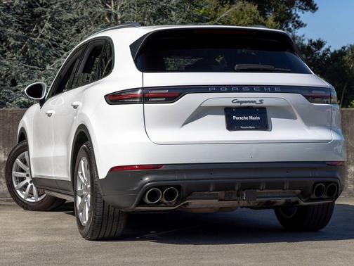 White 2021 Porsche Cayenne S