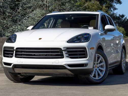 White 2021 Porsche Cayenne S