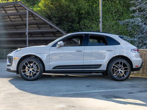 2024 Porsche Macan 