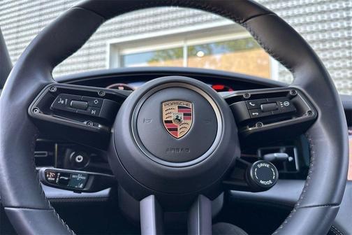 2025 Porsche Taycan 4