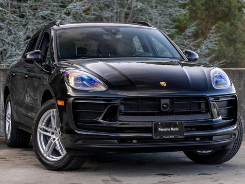 2025 Porsche Macan T