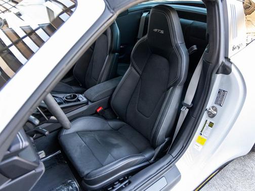 2024 Porsche 911 Targa 4 GTS