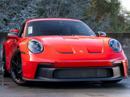 Guards Red 2022 Porsche 911 GT3