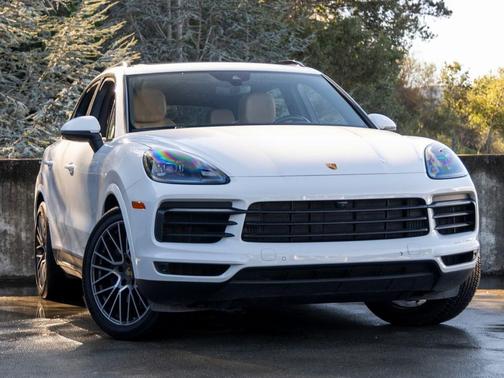 2023 Porsche Cayenne S