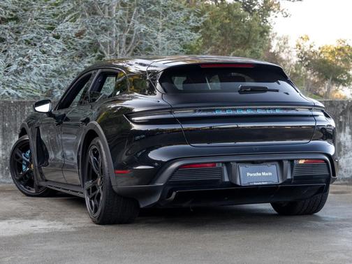 2022 Porsche Taycan 4S
