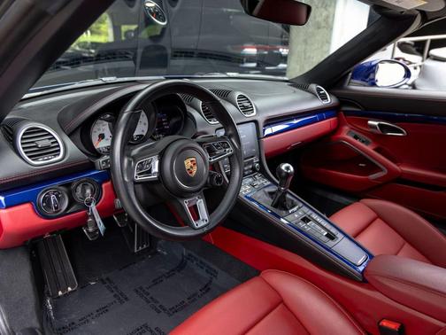 Gentian Blue Metallic 2023 Porsche 718 Boxster GTS 4.0