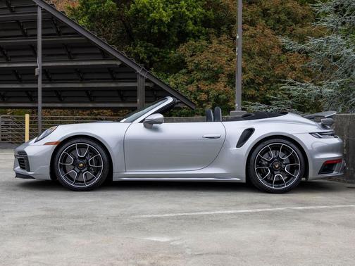 GT Silver Metallic 2025 Porsche 911 Turbo S