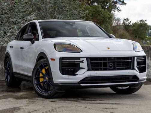 2024 Porsche Cayenne Turbo GT