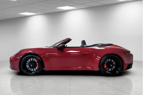 2024 Porsche 911 Carrera 4 GTS