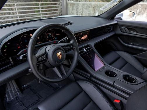 2022 Porsche Taycan 4S