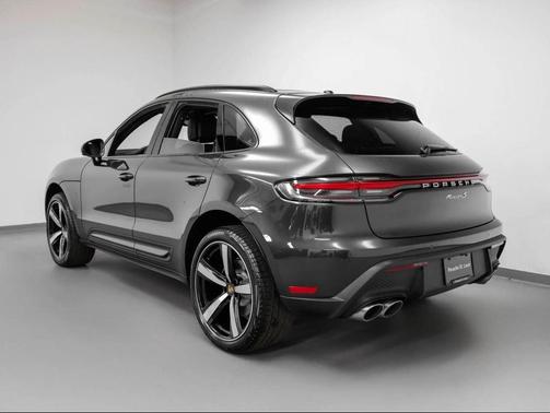 2025 Porsche Macan S