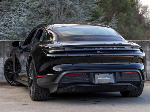 2023 Porsche Taycan Base