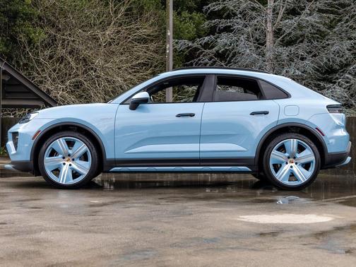 2025 Porsche Macan 