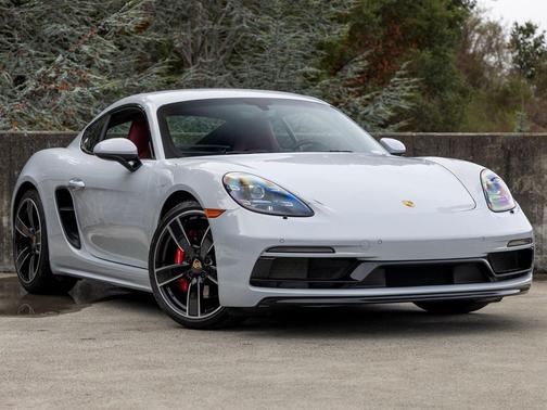 2024 Porsche 718 Cayman GTS 4.0