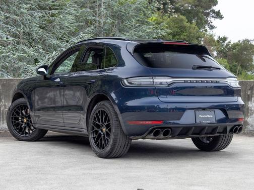 Night Blue 2021 Porsche Macan Macan GTS