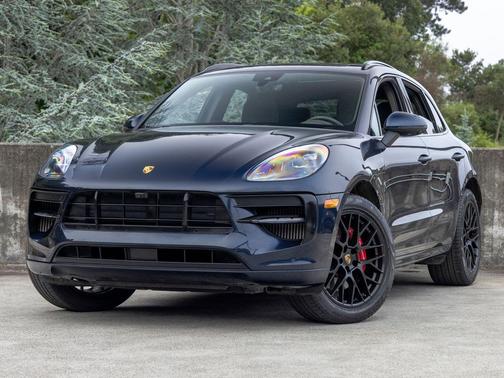 Night Blue 2021 Porsche Macan Macan GTS