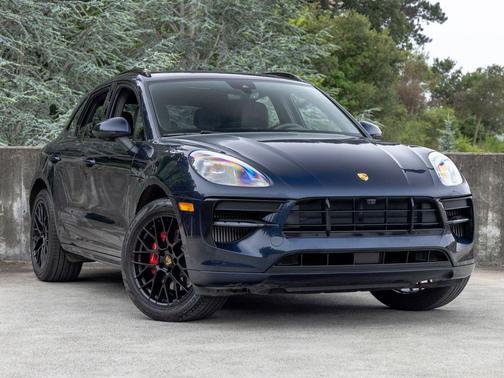 Night Blue 2021 Porsche Macan Macan GTS