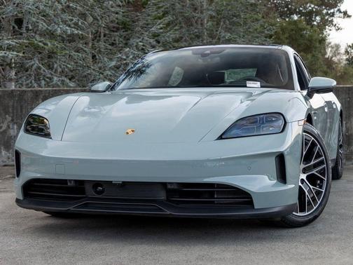 2025 Porsche Taycan 4