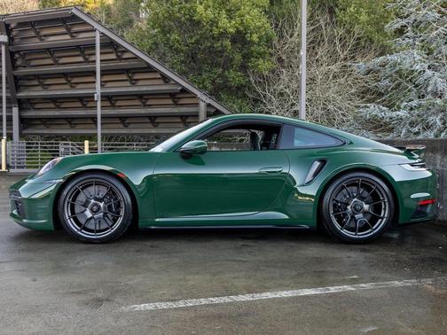 2025 Porsche 911 Turbo