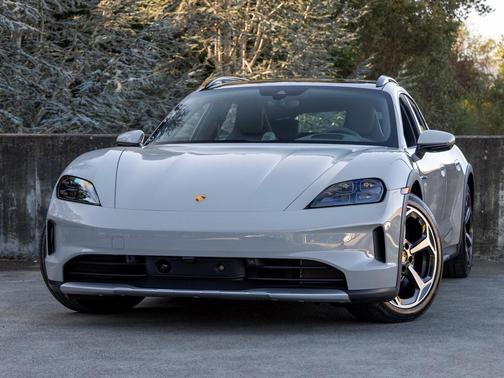 2025 Porsche Taycan 4S