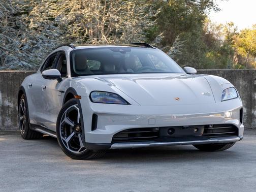 2025 Porsche Taycan 4S