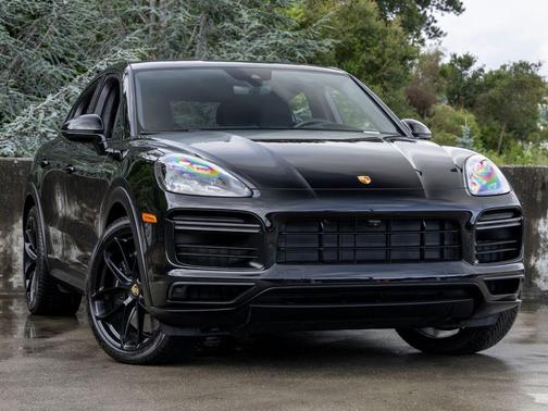 Black 2023 Porsche Cayenne Turbo