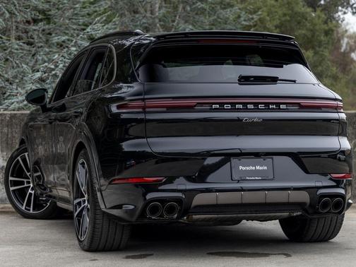 2025 Porsche Cayenne Cayenne Turbo E-Hybrid