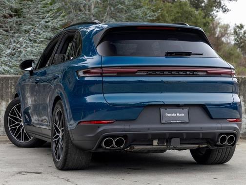 2025 Porsche Cayenne S