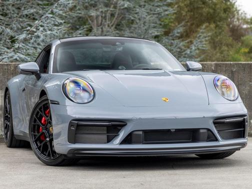 2023 Porsche 911 Carrera GTS