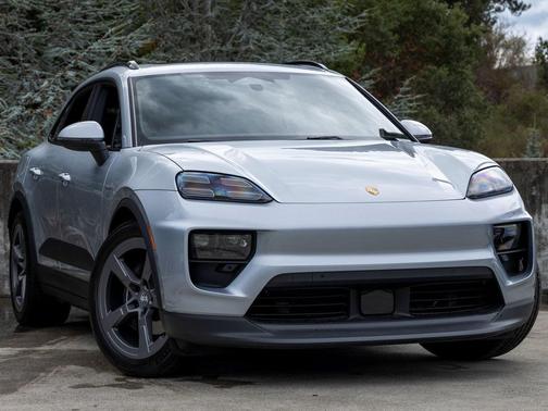 2025 Porsche Macan 