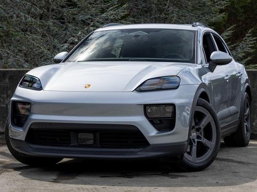 2025 Porsche Macan 