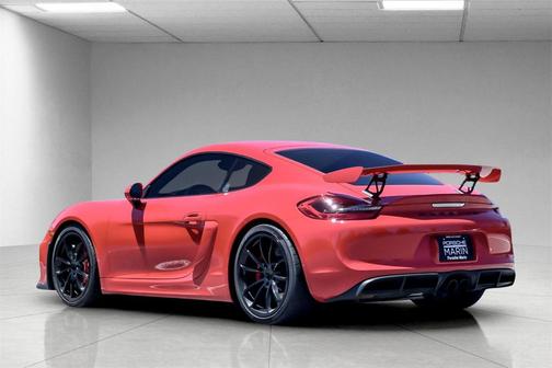 2016 Porsche Cayman GT4