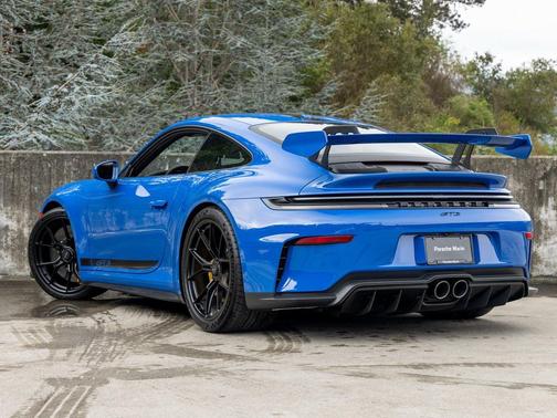 Lugano Blue 2026 Porsche 911 GT3