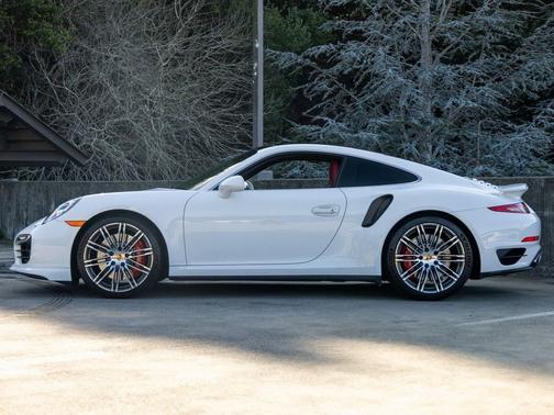 2016 Porsche 911 Turbo