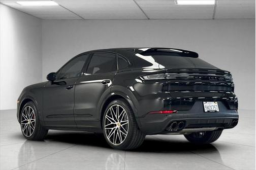 2024 Porsche Cayenne S