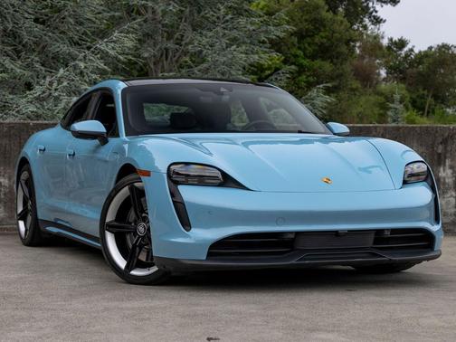 Frozen Blue Metallic 2024 Porsche Taycan