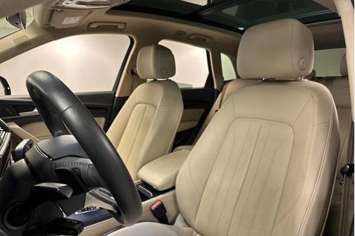2020 Audi Q5 45 Premium Plus