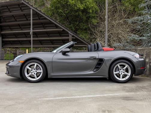 2017 Porsche 718 Boxster 