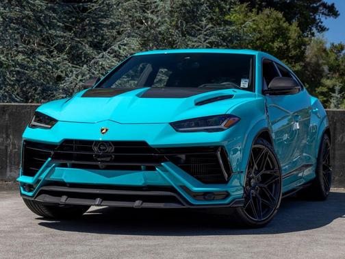 Blu Cepheus Metallic 2024 Lamborghini Urus S