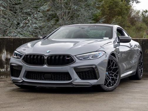 2022 BMW M8 Competition