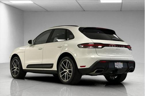2024 Porsche Macan Base