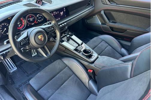 2024 Porsche 911 Targa 4 GTS