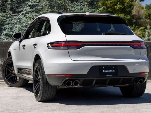 Chalk 2021 Porsche Macan Macan