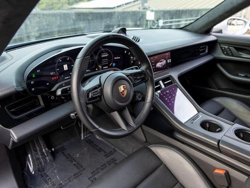 2023 Porsche Taycan GTS